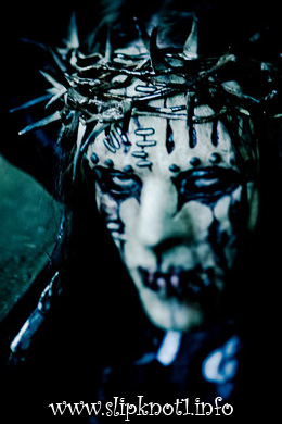 http://www.slipknot1.info/news/data/upimages/joey.jpg